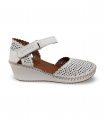 Sandalia blanca calada cuña Erase 793-59