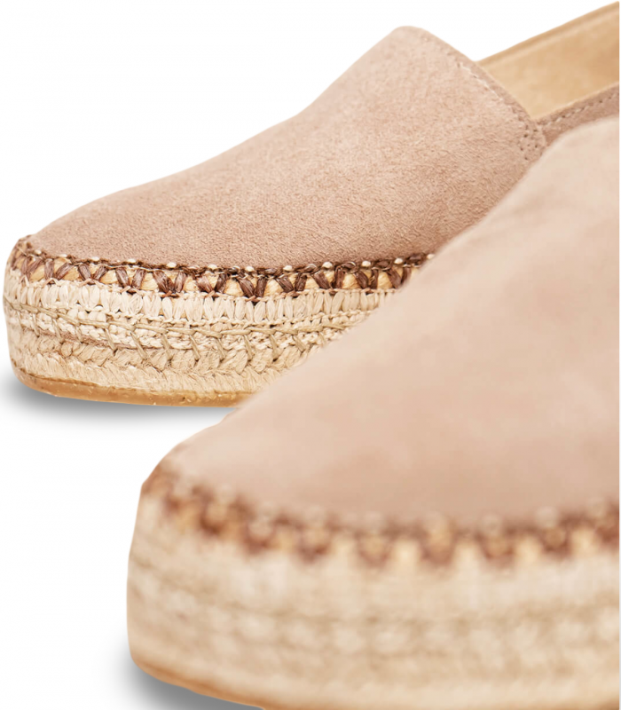 Alpargata de yute en serraje taupe Alhamas 12800, cómoda y natural