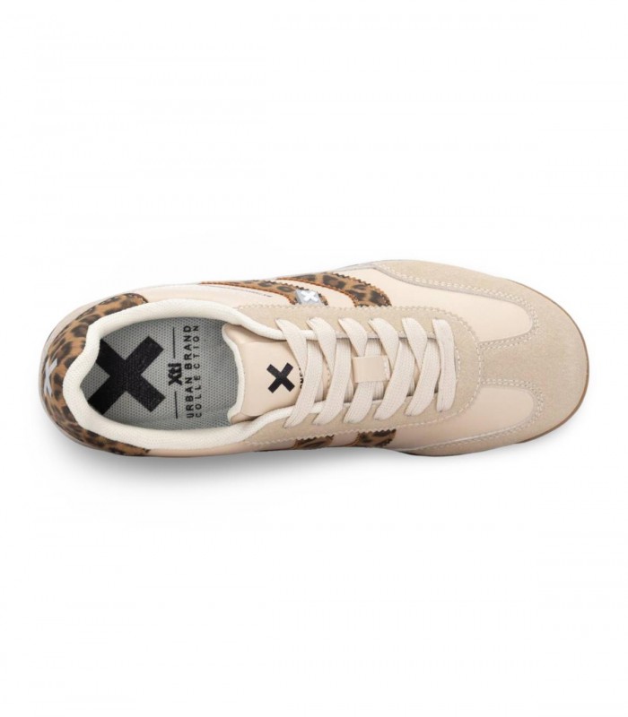 Deportivo animal print Xti 145019 con detalles leopardo y estilo casual muy tendencia.