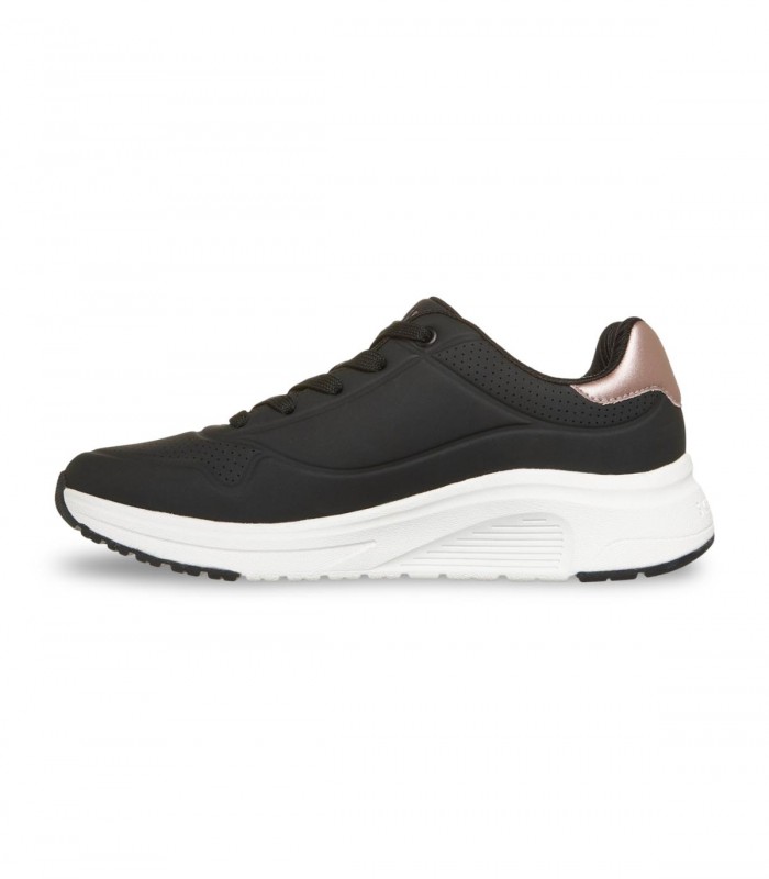 Deportivo beige troquelado Erase 050102