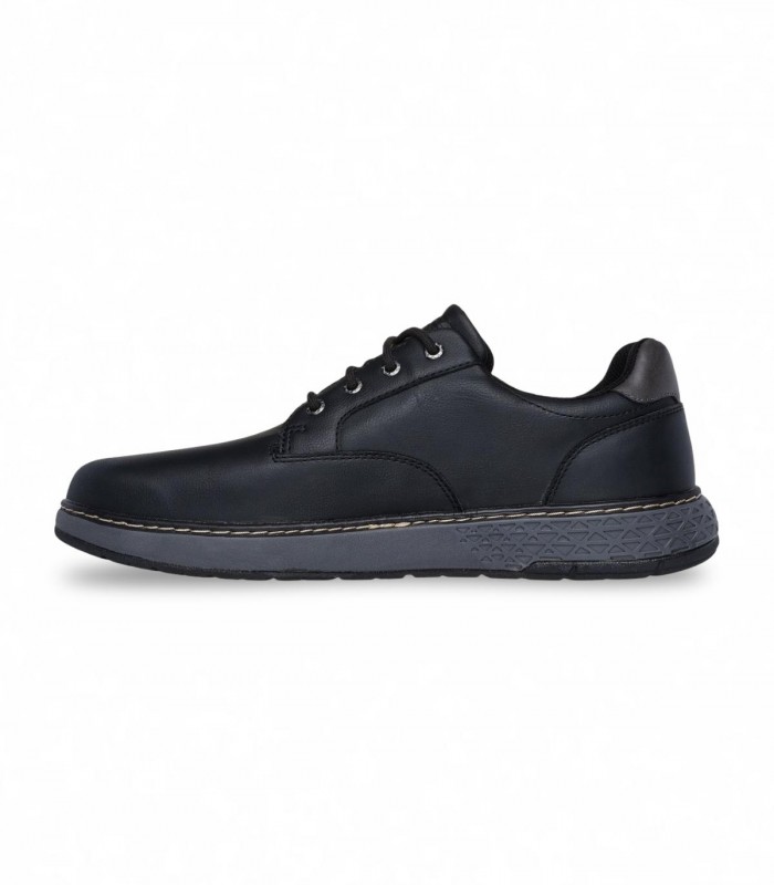 Zapato waterproof caballero Skechers Relaxed Fit Garlan Pryor 205234 con protección impermeable y horma cómoda.