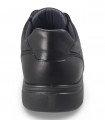 Zapatos clásicos con cordones elásticos.