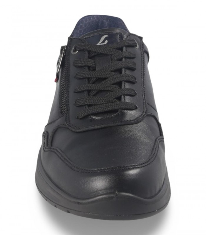 Zapato de cordones y cremallera lateral en negro.