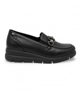 Mocasín Donna Serena 4G6288DM en napa stretch negra con elásticos y adorno