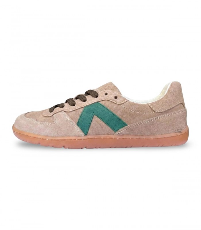 Deportiva barefoot Coqueflex Core Stone en tono piedra con detalle verde