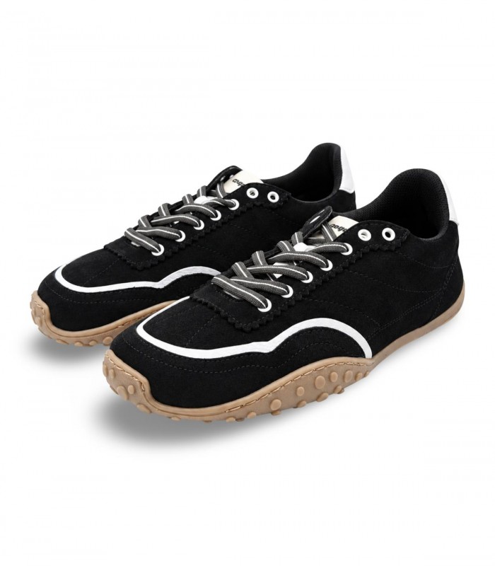 Deportiva barefoot Coqueflex Sena Black negra con suela caramelo y drop cero