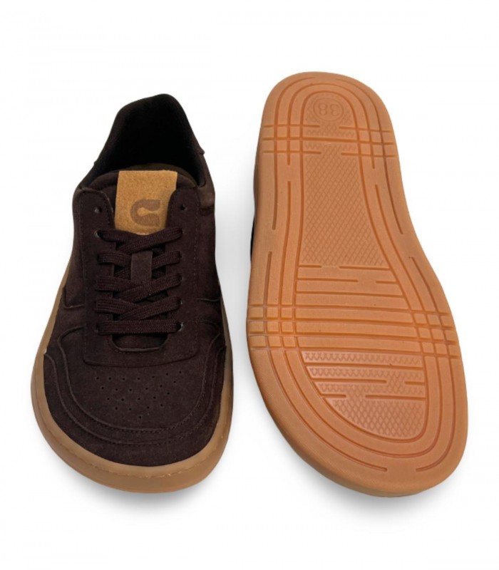 Deportiva barefoot Coqueflex Kaia Brown marrón de estilo casco con drop cero