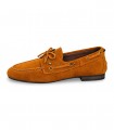 Zapato náutico TOP3 SA1842 en serraje camel con detalles metálicos